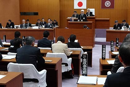 26日開かれた三条市議会第1回臨時会