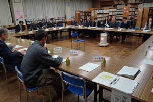 26日開かれた小中一体校開校準備委員会