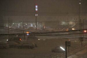 30日午後6時50分、三条市上須頃地内