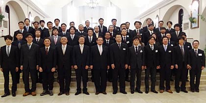  出席者で記念撮影