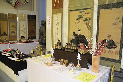3月4日まで越後出雲崎「天領の里」で行われている第14回天神さまの展示
