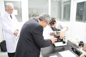昨年暮れに行った顕微鏡無料開放デーのようす