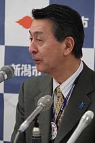 篠田新潟市長