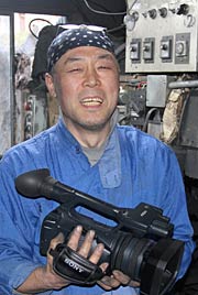 長女の記録を残そうとビデオカメラを持って30年近くに