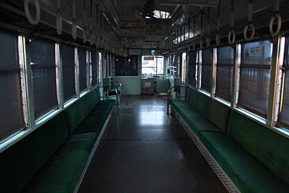 モハ10形モハ11号電車の車内