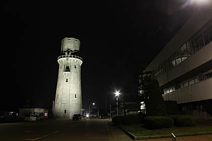 旧配水塔のライトアップ