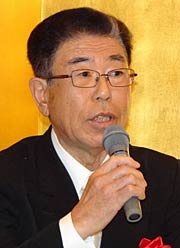  池田慶郎さん（池田蚤製作所）