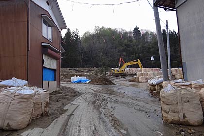 土砂が撤去された道路