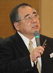 基調講演を行うJR東日本新潟支社の高木支社長