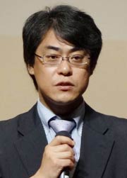 三条市の技術アドバイザーに就任してもらう独協医科大の木村准教授