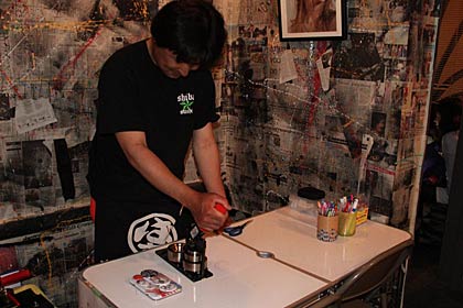  長岡市・「SWEETLEAF」の缶バッジ