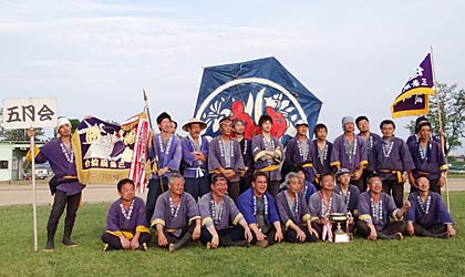  最高得点優勝した赤組優勝の東三条五月会