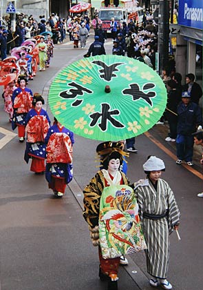 最優秀賞の鈴木寛さん「行列」