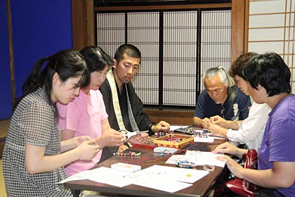予想外の人気だった念珠作り