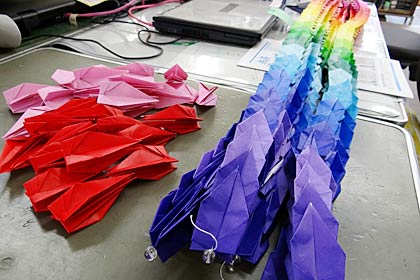  千羽鶴も準備中