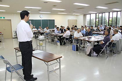 初めて開かれた燕市防災リーダー養成講座の第1回