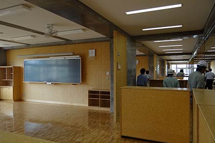  裏館小学校の普通教室