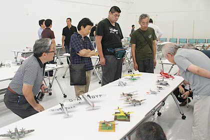  21、22の2日間、三条東公民館で開かれている第6回新潟エアクラフトモデラーズ展示会