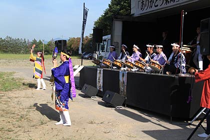 飛燕太鼓の演奏