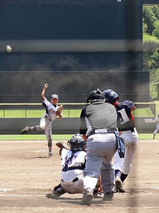  4、5の2日間、三條機械スタジアムで開かれた第18回県央地域選抜少年野球大会