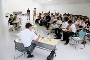 7日から9月30日まで5回コースの「創業塾ポンテキア」がスタート、34人が受講