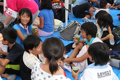  石川屋で休憩して内山農園のスペシャルドリンクに「おいしい！」