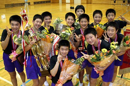 笑顔がはじける女子剣道部員たち