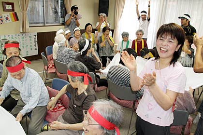グループホーム仲町が開園1周年を記念して初めて開いた運動会