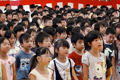 一ノ木戸小児童と第二中3年生も出席