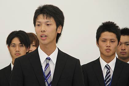 学生スタッフの中村健太さんの発表