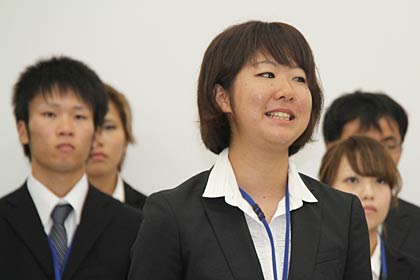 学生スタッフの川崎さんの発表