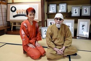 右が本庄基晃さん、左が二代目荘眠月こと鎌原知子さん