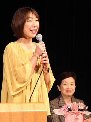 小宮山厚労相を迎えた菊田氏
