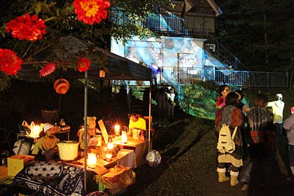 5日夜、見附市大平森林公園で行われた青空キャンプの前夜祭