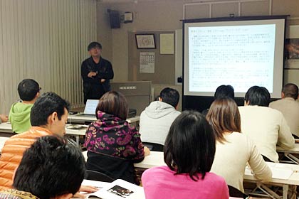 新潟のローカルインタビュー誌『LIFE-mag.』の燕三条特集発行に向けて三条市で開かれた制作委員会