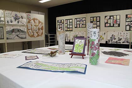  2階、絵手紙さくらの会