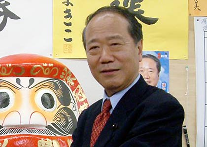 2007年4月9日、県議選に勝利したときの竹山さん