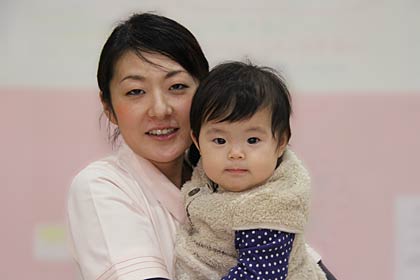 塩田さんと長女の千織ちゃん