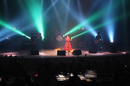 23日開かれたつばめ音楽祭「ロック＆フォークフェスタ」