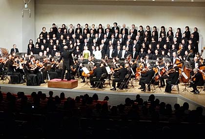  2日開かれた第九を楽しく歌おう会の創立15周年記念「歓喜の第九演奏会」