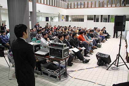 衆院選公示前夜、新津JCが衆院選新潟4区から出馬予定の4人をパネリストに「郷土の明日を4区考えよう」のテーマで公開討論会