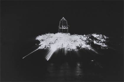 故捧武さんの作品「夜の配水塔」