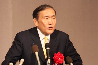 11月18日に加茂市産業会館で栗原博久氏を応援した小林興起氏