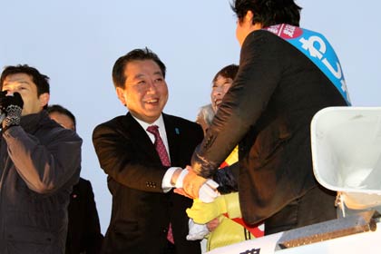 野田佳彦氏のテレビで見たことのないような満面の笑顔
