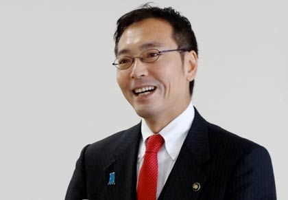年頭のあいさつを行う国定市長