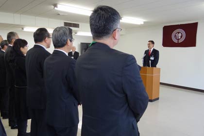 年頭のあいさつを行う国定市長