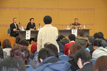 昨年1月に燕三条地場産業振興センターで山崎亮さんを講師に開かれた