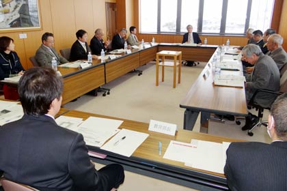 18日開かれた第5回の三条市（仮称）第一中学校区統合小学校校名等制定委員会
