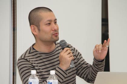 19日開かれたまちづくりシンポジウム「まちの幸福論」の講師、コミュニティーデザイナー山崎亮さん