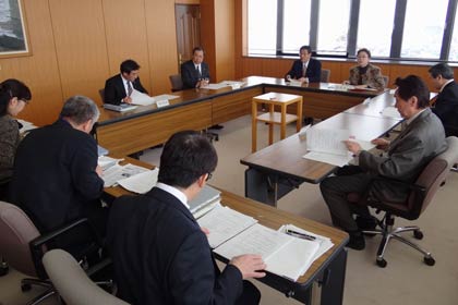 20日開かれた三条市教育委員会の定例会